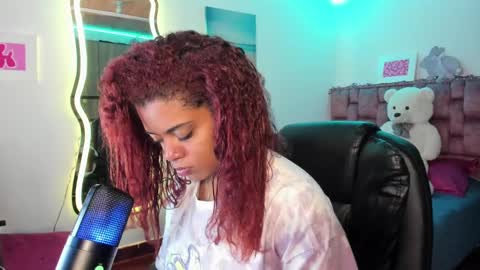 Snapshot of ladydanniela chatting on 02.23.25 leidy daniela online show from 02.23.25