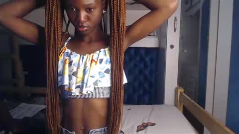 Snapshot of ladydiva69 chatting on 01.25.25 ladydiva69 online show from 01.25.25