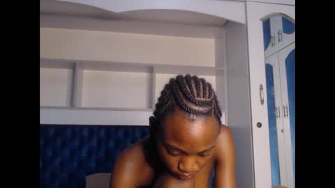 Snapshot of ladydiva69 chatting on 02.27.25 ladydiva69 online show from 02.27.25