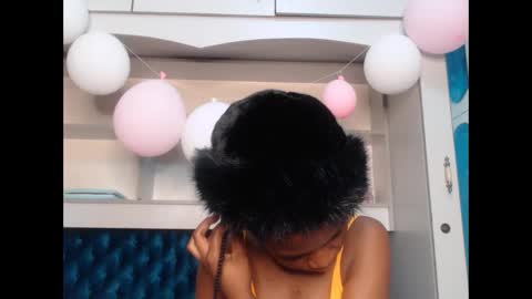 Snapshot of ladydiva69 chatting on 09.08.25 ladydiva69 online show from 09.08.25