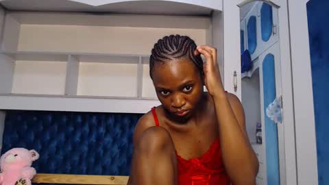 Snapshot of ladydiva69 chatting on 09.16.25 ladydiva69 online show from 09.16.25