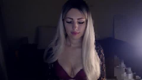 Snapshot of ladymoonlight8 chatting on 12.27.24 Monika online show from 12.27.24