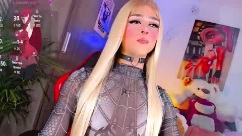 Snapshot of ladynoah chatting on 09.13.25 Noah Smith online show from 09.13.25