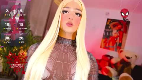 Snapshot of ladynoah chatting on 09.30.25 Noah Smith online show from 09.30.25