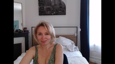 Snapshot of ladysexyx chatting on 03.19.26 ladysexyx online show from 03.19.26