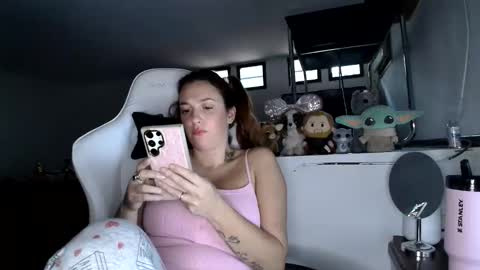 ladysusurros online show from 11.21.25