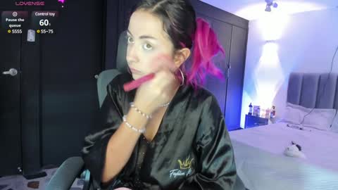 Lady  online show from 12.29.24