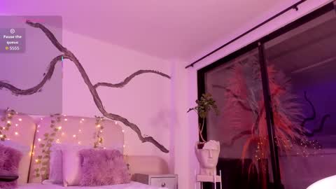 Lady  online show from 09.26.25