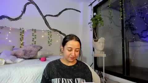 Lady  online show from 10.06.25