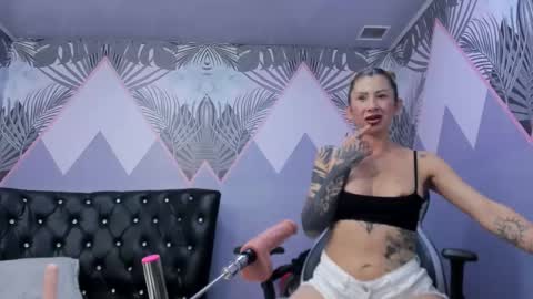 Ladyy Scarlett online show from 12.21.25