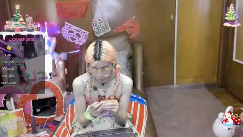 Skinnygirl online show from 02.25.25