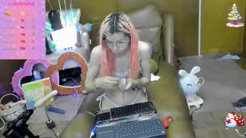 Skinnygirl online show from 10.08.25