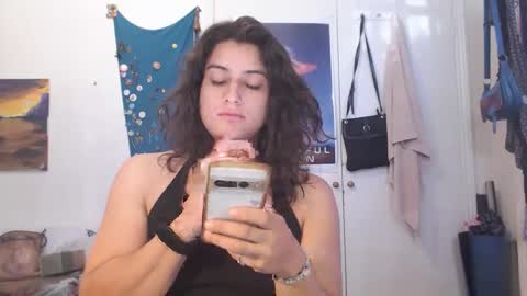 Sara Florez online show from 09.15.25