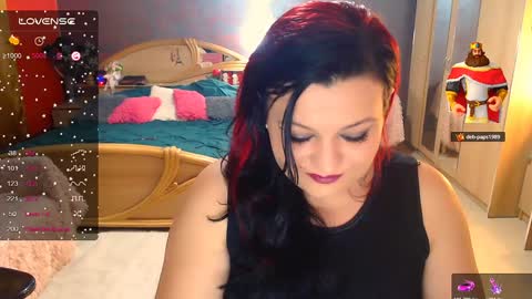 Arielle online show from 02.06.25