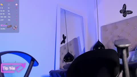 Snapshot of lahiam_smiiith chatting on 02.15.25 lahiam_smiiith online show from 02.15.25