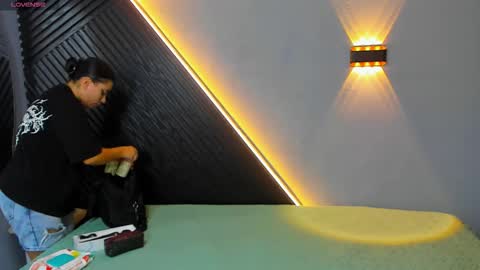    online show from 03.29.26