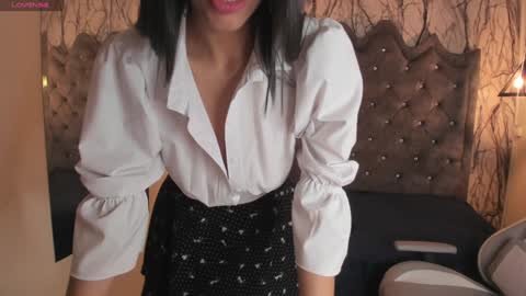 Laia online show from 12.10.24