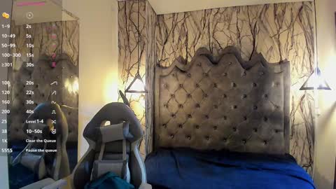 Laia online show from 12.17.24