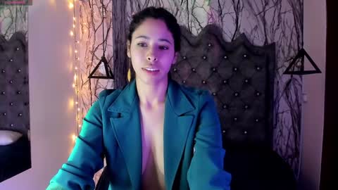 Laia online show from 01.08.25