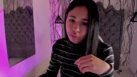 Laia online show from 01.22.25