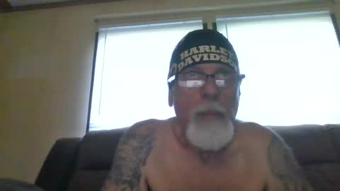 Snapshot of laidbackluxury chatting on 06.23.26 laidbackluxury online show from 06.23.26
