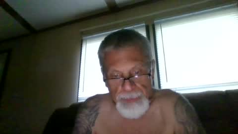 Snapshot of laidbackluxury chatting on 06.30.26 laidbackluxury online show from 06.30.26