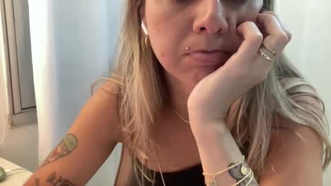 lailayourangel online show from 12.22.25