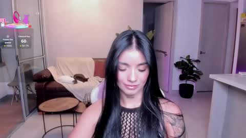 Snapshot of laira_scott chatting on 10.14.25 Laira online show from 10.14.25