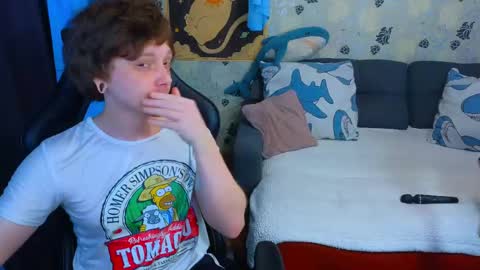 Snapshot of laksmrrr chatting on 05.16.26 Lu Alex online show from 05.16.26
