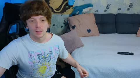 Snapshot of laksmrrr chatting on 05.28.26 Lu Alex online show from 05.28.26