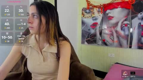 Snapshot of lala_clark chatting on 11.05.25 Lala clark online show from 11.05.25