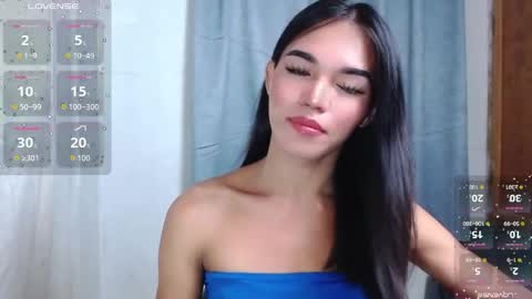 Snapshot of lala_moves chatting on 06.14.26 Joxie online show from 06.14.26