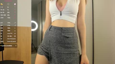 Julia online show from 10.17.25