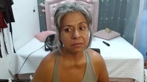 Snapshot of lalisha_96 chatting on 09.14.25 lalisha online show from 09.14.25