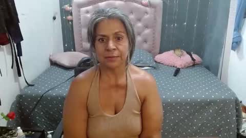 Snapshot of lalisha_96 chatting on 09.21.25 lalisha online show from 09.21.25