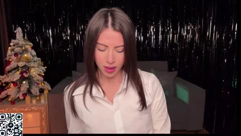 Ellina online show from 01.06.25