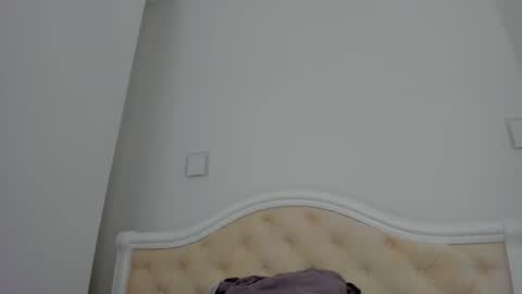 Snapshot of lallie_ chatting on 09.18.25 Lallie online show from 09.18.25