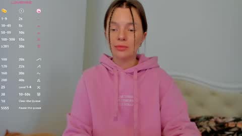 Snapshot of lallie_ chatting on 04.08.26 Lallie online show from 04.08.26