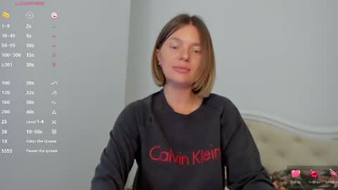 Snapshot of lallie_ chatting on 04.11.26 Lallie online show from 04.11.26