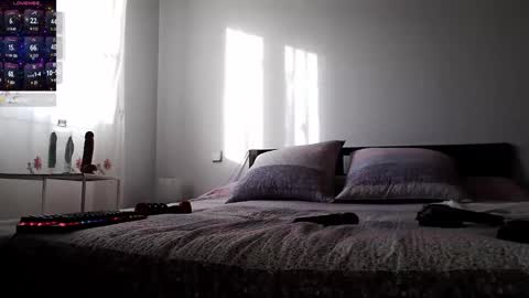 Lola online show from 12.15.25