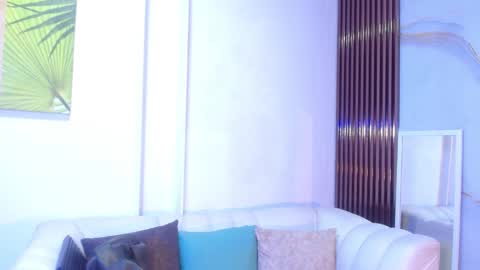 Snapshot of laly_cherry_ chatting on 10.09.25 Laura online show from 10.09.25