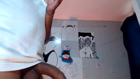 Snapshot of lamachine_ chatting on 02.01.25 lamachine_ online show from 02.01.25