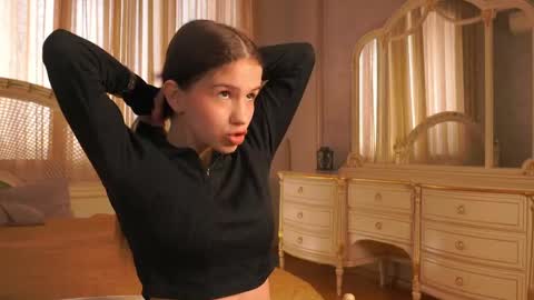 Snapshot of lamonicaptak chatting on 05.22.26 Emily online show from 05.22.26