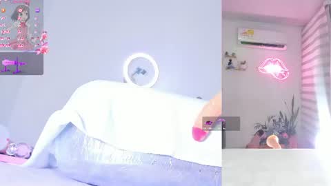 Snapshot of lana__kane_ chatting on 07.18.26 Lana online show from 07.18.26