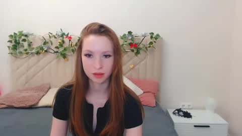 Snapshot of lana__ray chatting on 05.14.26 lana__ray online show from 05.14.26