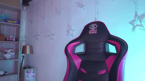 Lana online show from 02.20.26