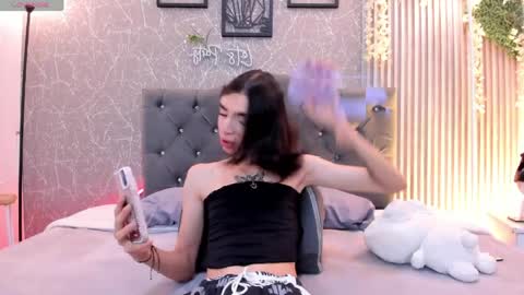 Snapshot of lana_gill chatting on 04.12.26 lana_gill online show from 04.12.26