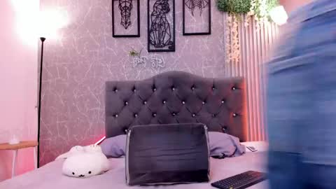 Snapshot of lana_gill chatting on 04.17.26 lana_gill online show from 04.17.26