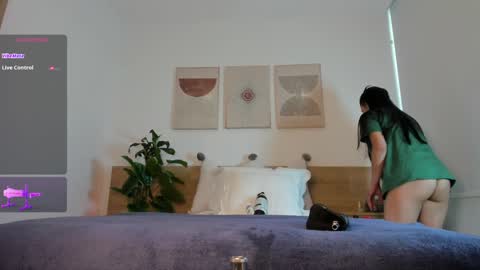 Snapshot of lana_kane_ chatting on 12.08.24 lana_kane_ online show from 12.08.24