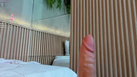 Snapshot of lana_lann chatting on 01.12.25 lana_lann online show from 01.12.25